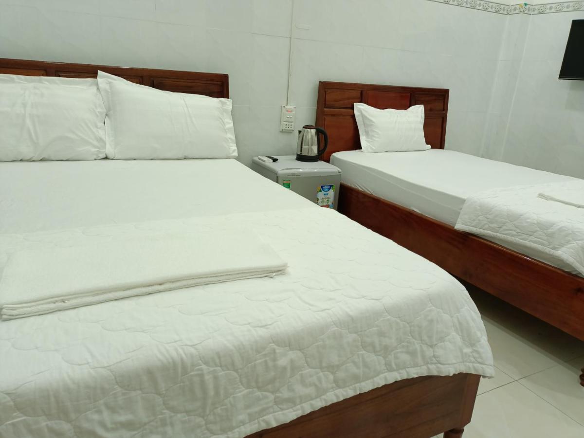 Khach San Mong An Hotel Vĩnh Hy Eksteriør billede