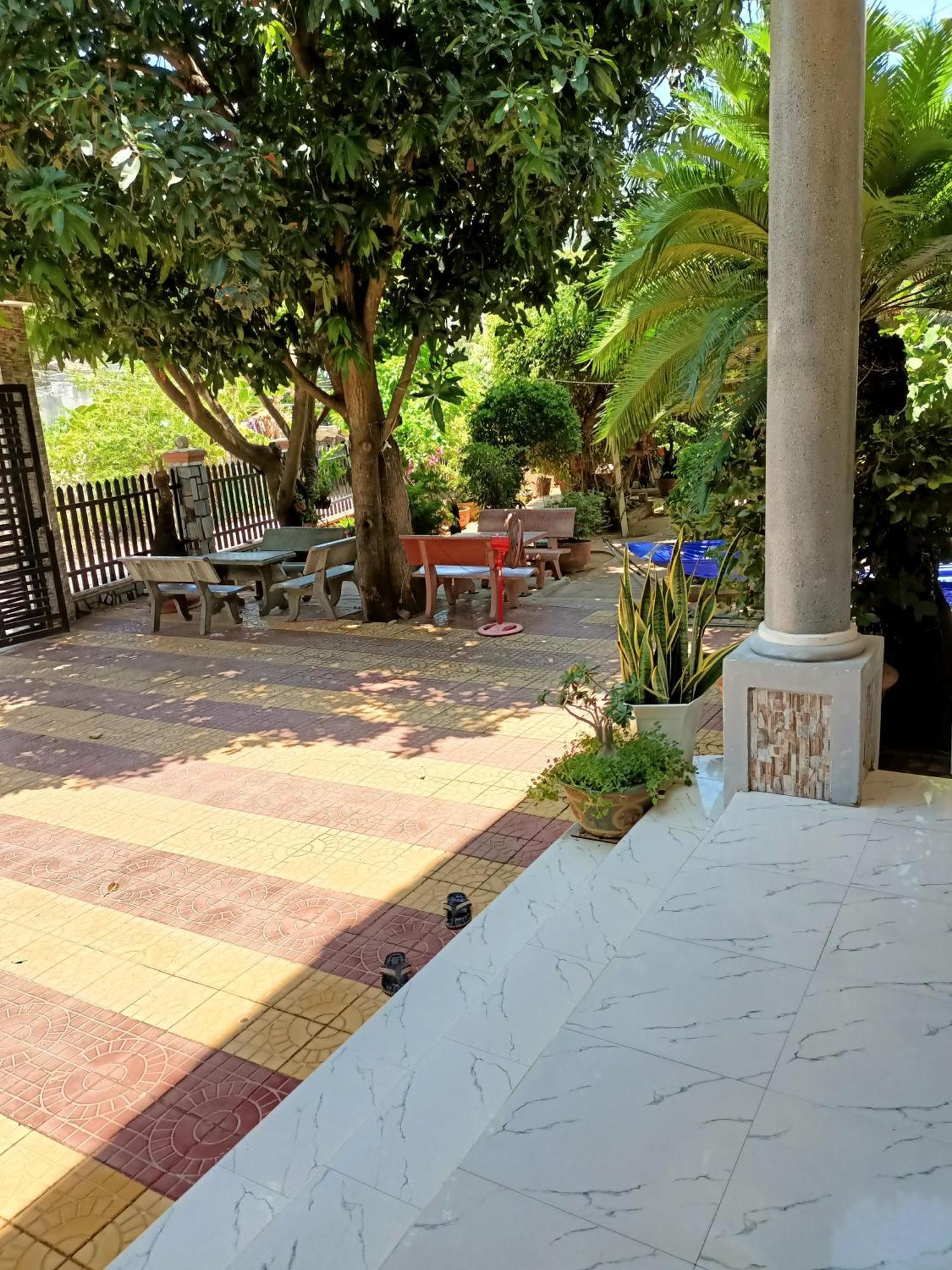 Khach San Mong An Hotel Vĩnh Hy Eksteriør billede